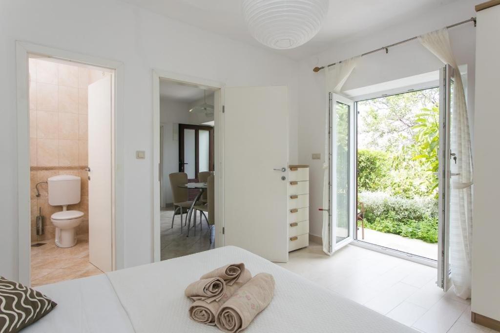Apartments Maria Donje Celo Екстер'єр фото
