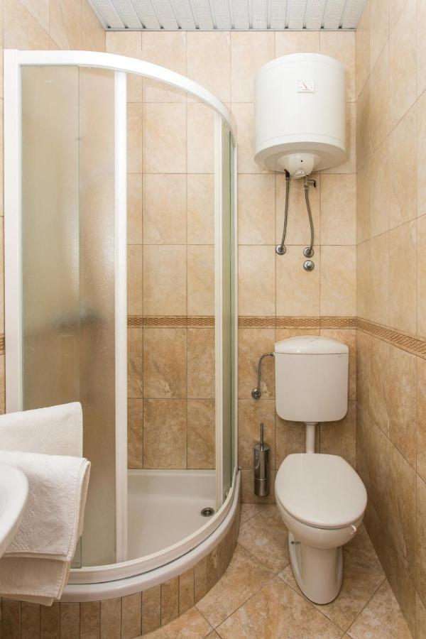 Apartments Maria Donje Celo Екстер'єр фото