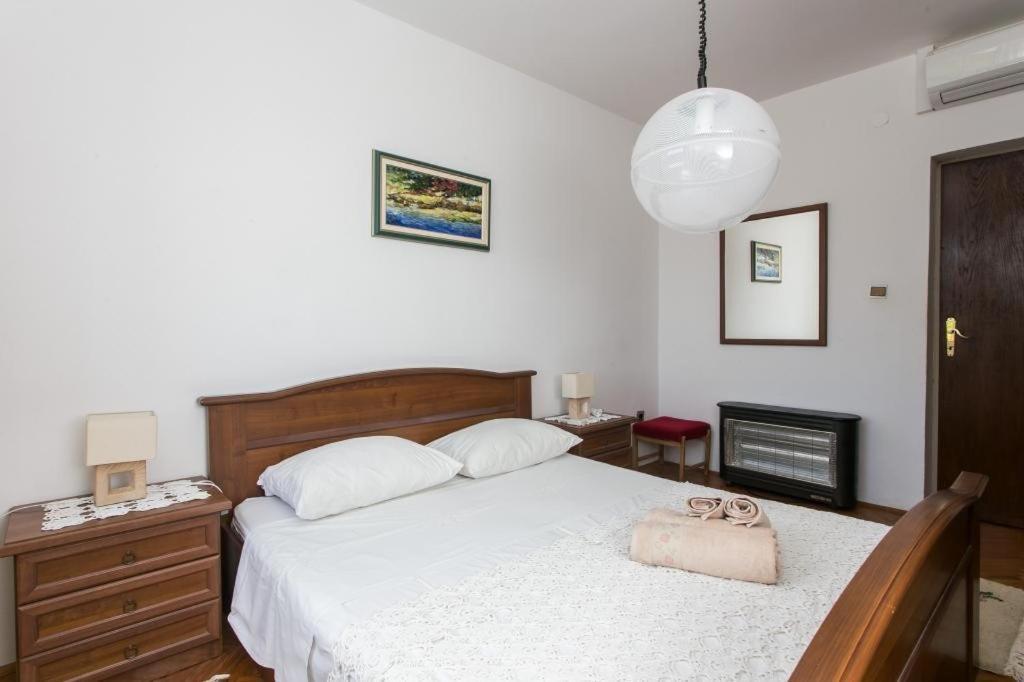 Apartments Maria Donje Celo Екстер'єр фото