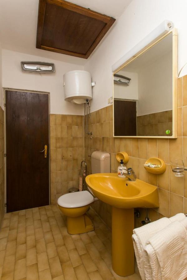 Apartments Maria Donje Celo Екстер'єр фото
